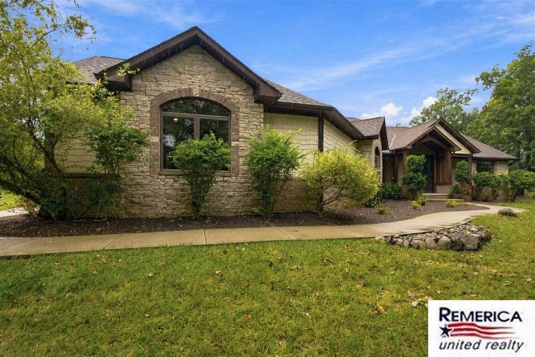Condo in Brighton, Michigan, United States 2 - 19027397