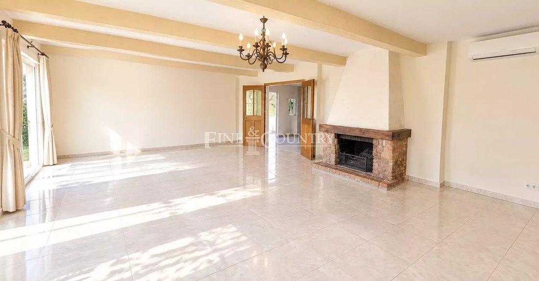 House in Mougins, Provence-Alpes-Côte d'Azur, France 5 - 19029967