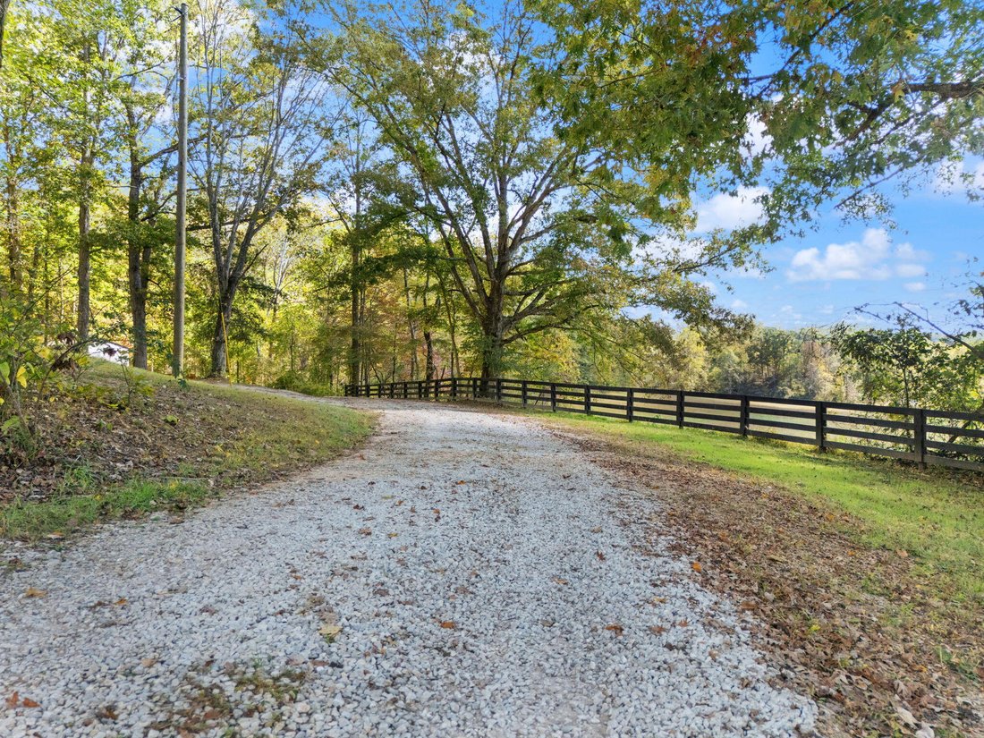 House in Stanton, Kentucky, United States 1 - 19030556