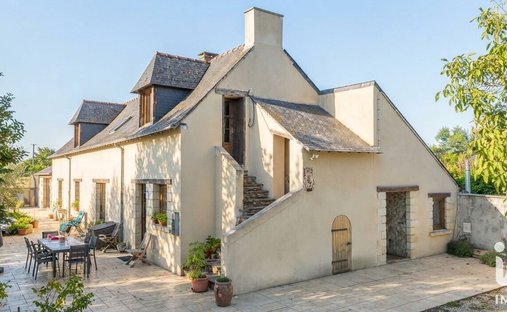 House in Brissac-Loire-Aubance, Pays de la Loire, France 1