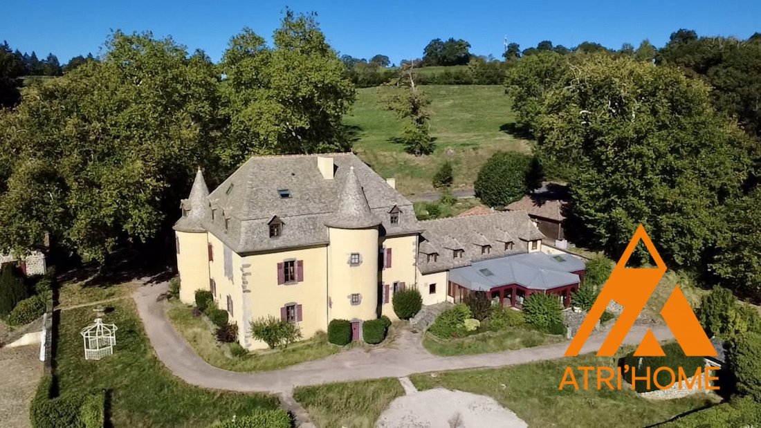 Castello a Arrondissement d'Aurillac, Auvergne-Rodano-Alpi, Francia 2 - 19026681