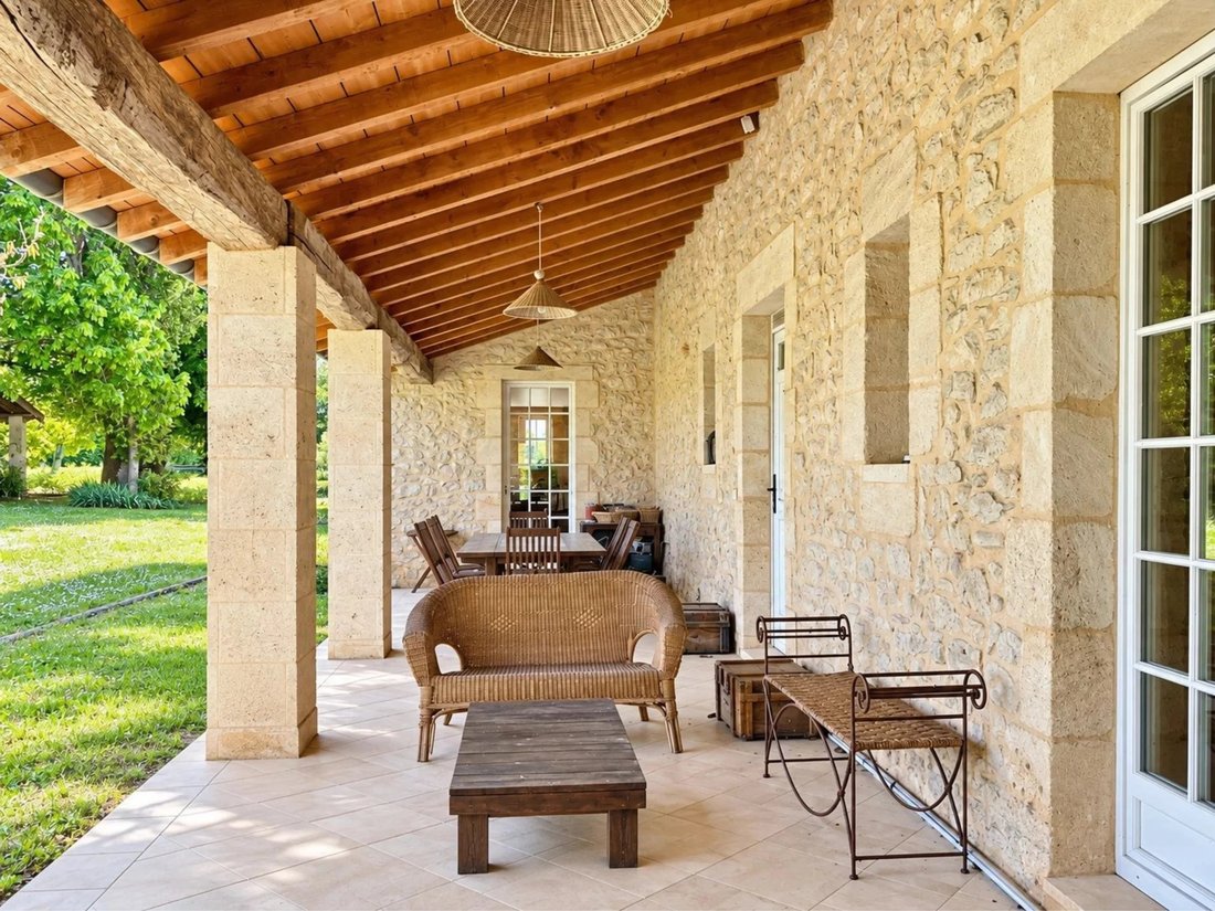 House in Branne, Nouvelle-Aquitaine, France 3 - 19023378