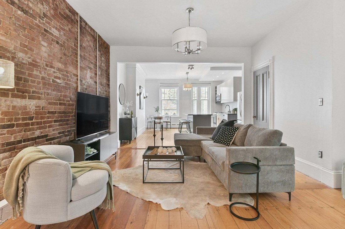 Condo in Boston, Massachusetts, United States 1 - 18827663