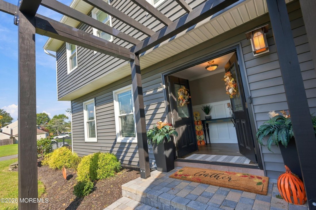 House in Freehold Township, New Jersey, United States 5 - 19032406