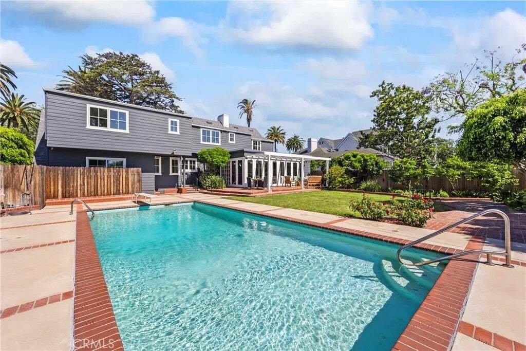 House in Signal Hill, California, United States 2 - 19027022