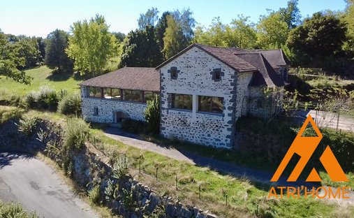 House in Arrondissement of Aurillac, Auvergne-Rhône-Alpes, France 1
