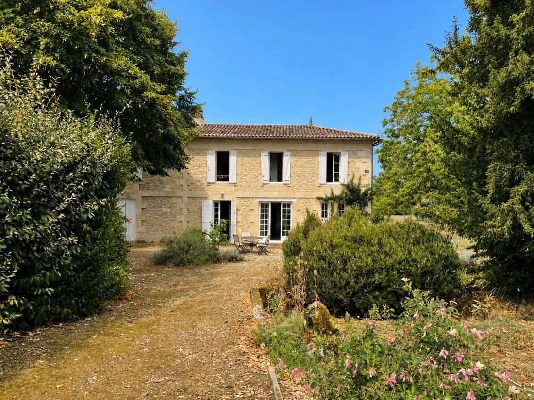 House in Branne, Nouvelle-Aquitaine, France 1 - 19023378