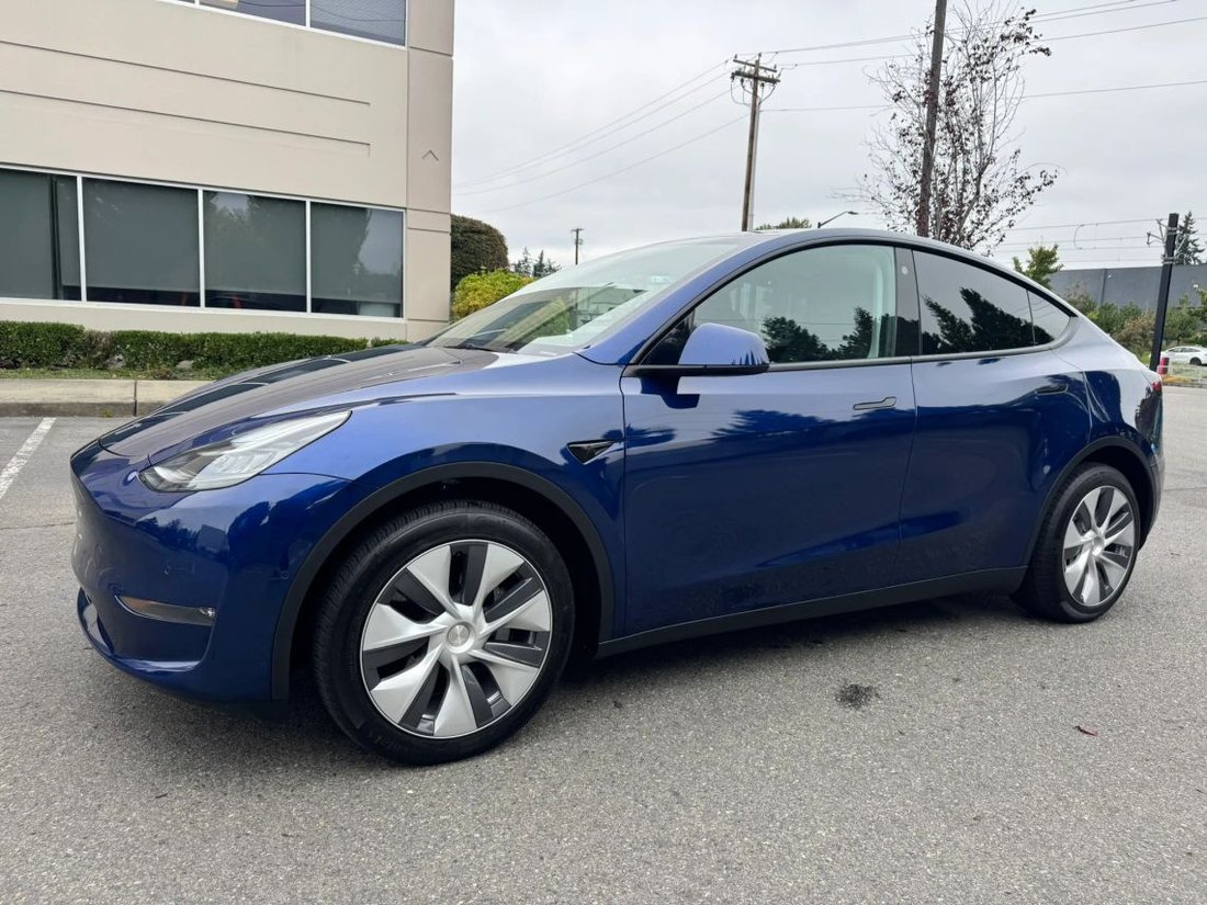 Suv in Bellevue, WA, United States 5 - 19031354