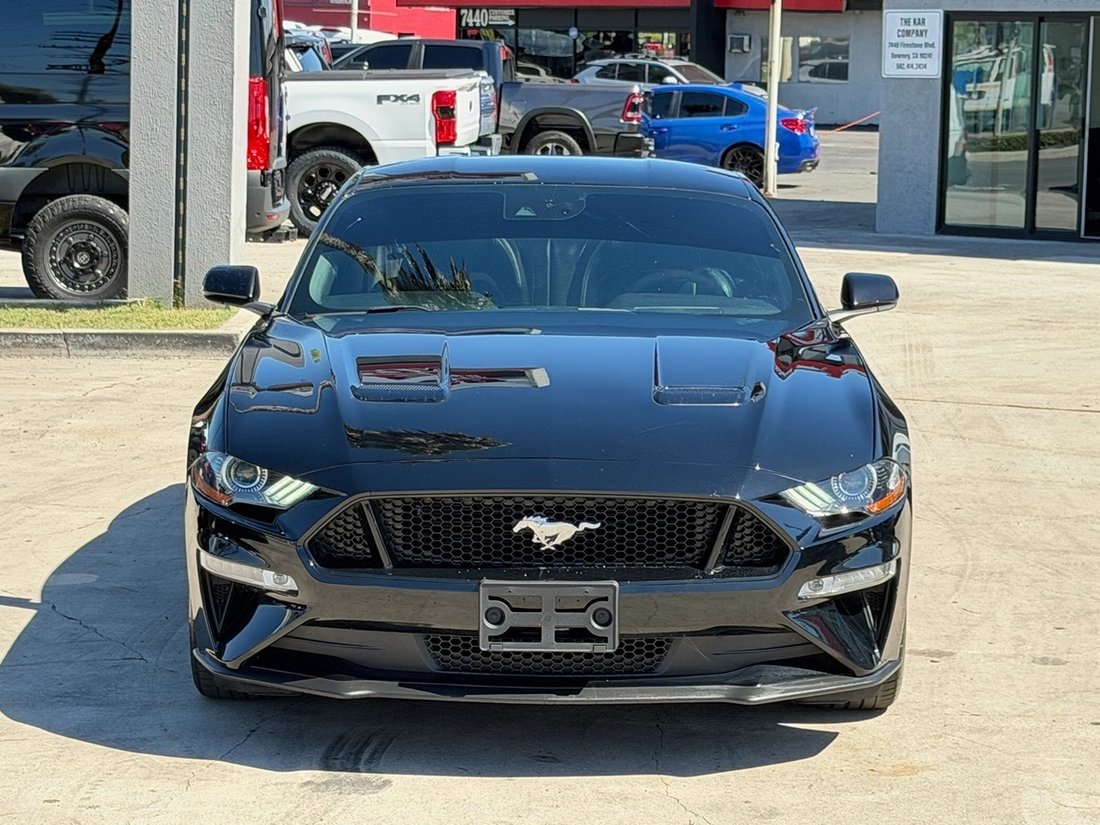 Coupe in Downey, CA, United States 2 - 19029603