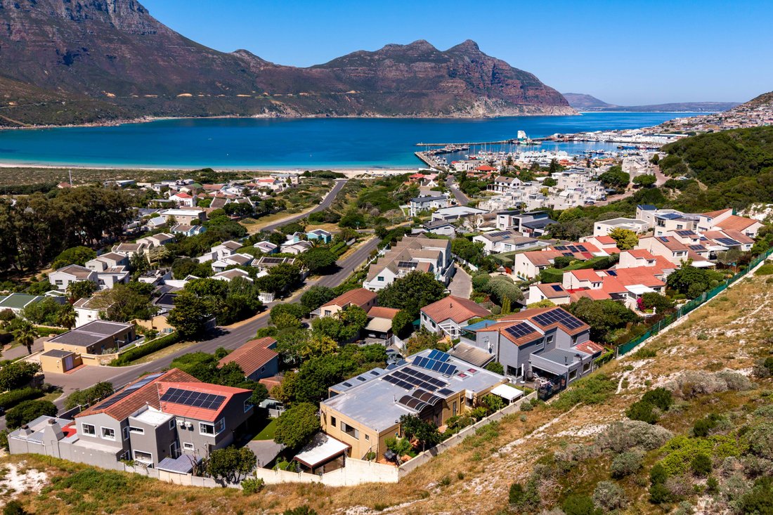 Country House in Hout Bay, South Peninsula, Cape Town 1 - 19033855