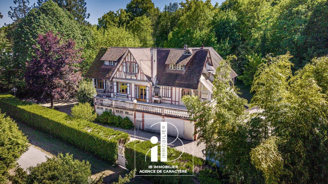 Estate in Samois-sur-Seine, Ile-de-France, France 1 - 17852566