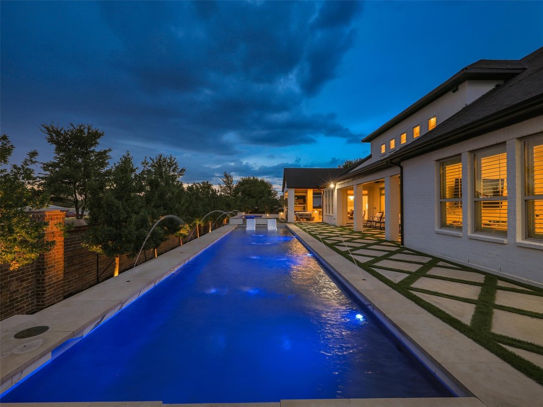 House in Frisco, Texas, United States 3 - 19029356