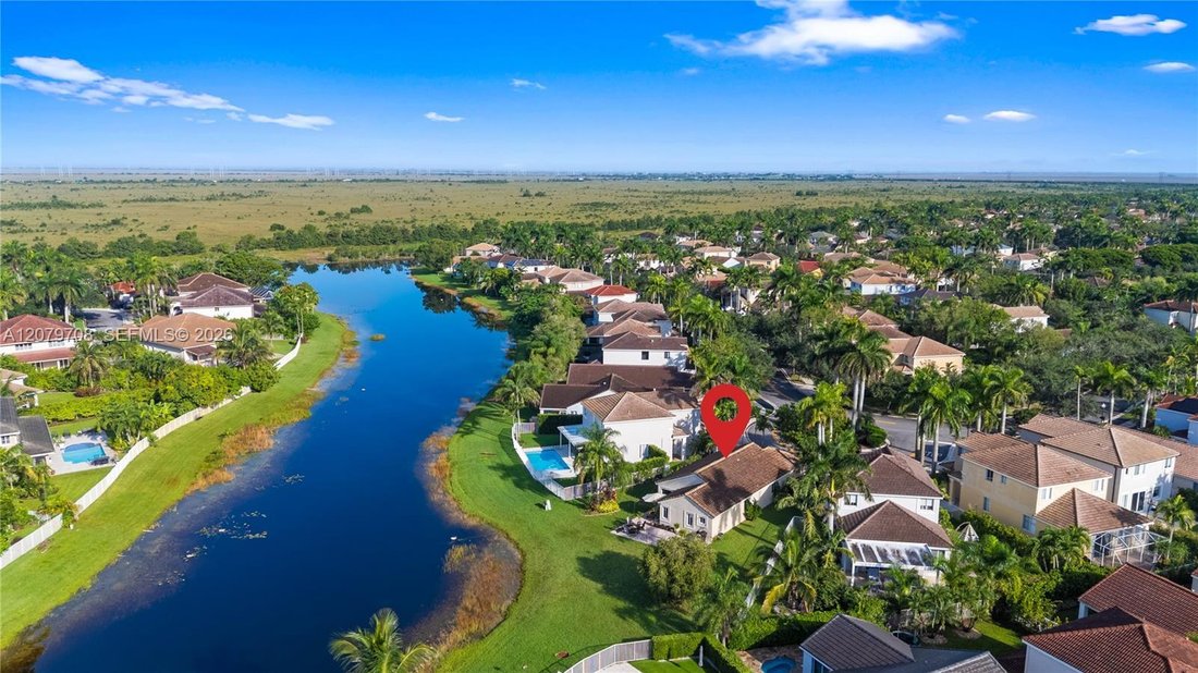 House in Weston, Florida, United States 3 - 19025147