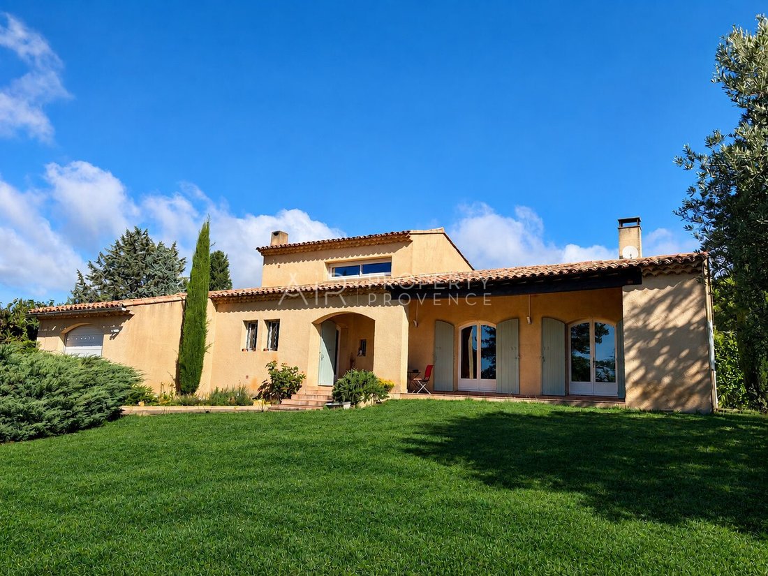 House in Lourmarin, Provence-Alpes-Côte d'Azur, France 2 - 16140724