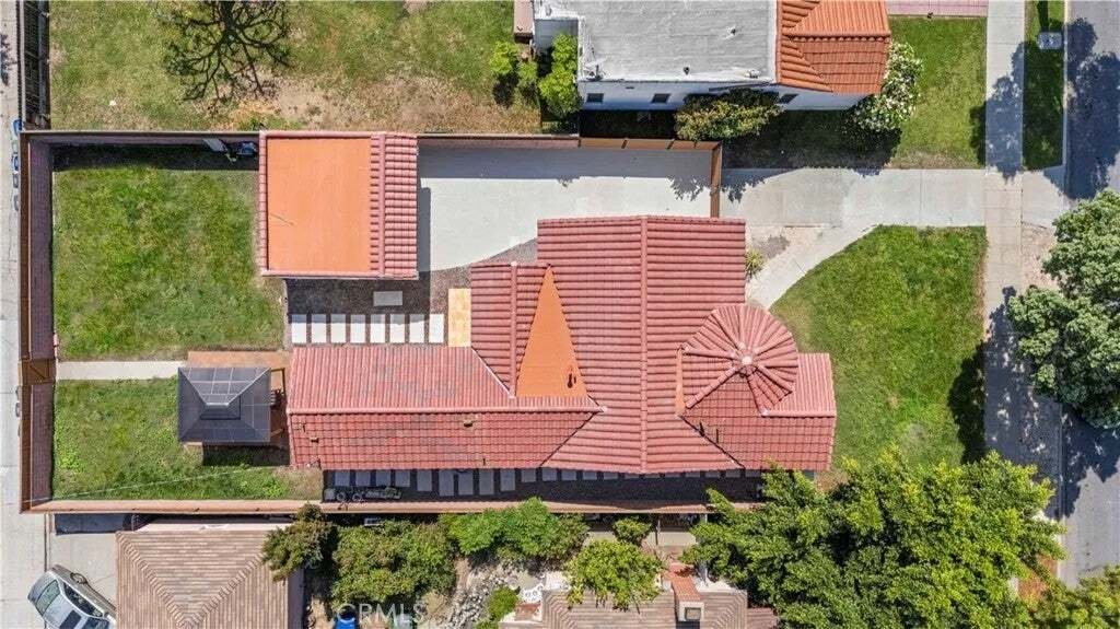House in Signal Hill, California, United States 5 - 19024414