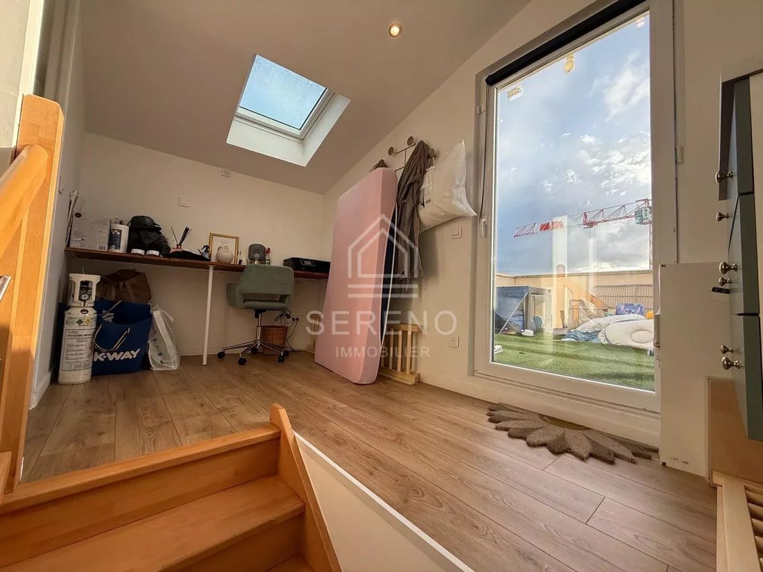 Apartment in Fontenay-sous-Bois, Ile-de-France, France 5 - 19029376