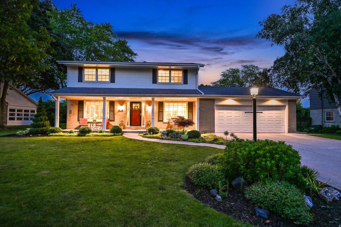 House in Fox Point, Wisconsin, United States 1 - 19026912