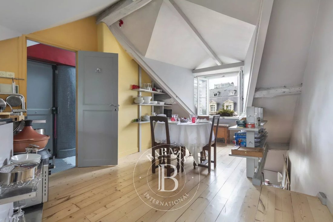 Apartment in Elysées-Madeleine, Paris 8e Arrondissement, Paris 5 - 19029476