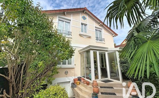 Casa en Jardín Parisiense, Clamart, Francia 1