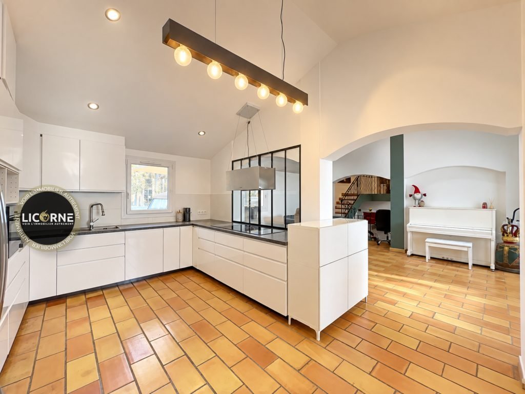 Villa en La Ciotat, Provenza-Alpes-Costa Azul, Francia 3 - 16763254