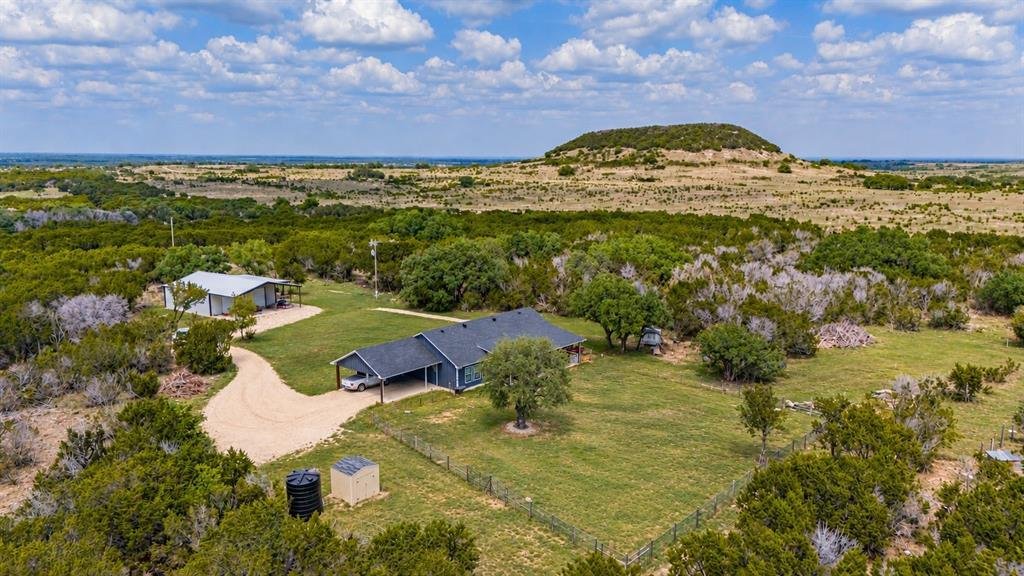 Azienda agricola a Bluff Dale, Texas, Stati Uniti 1 - 17952686