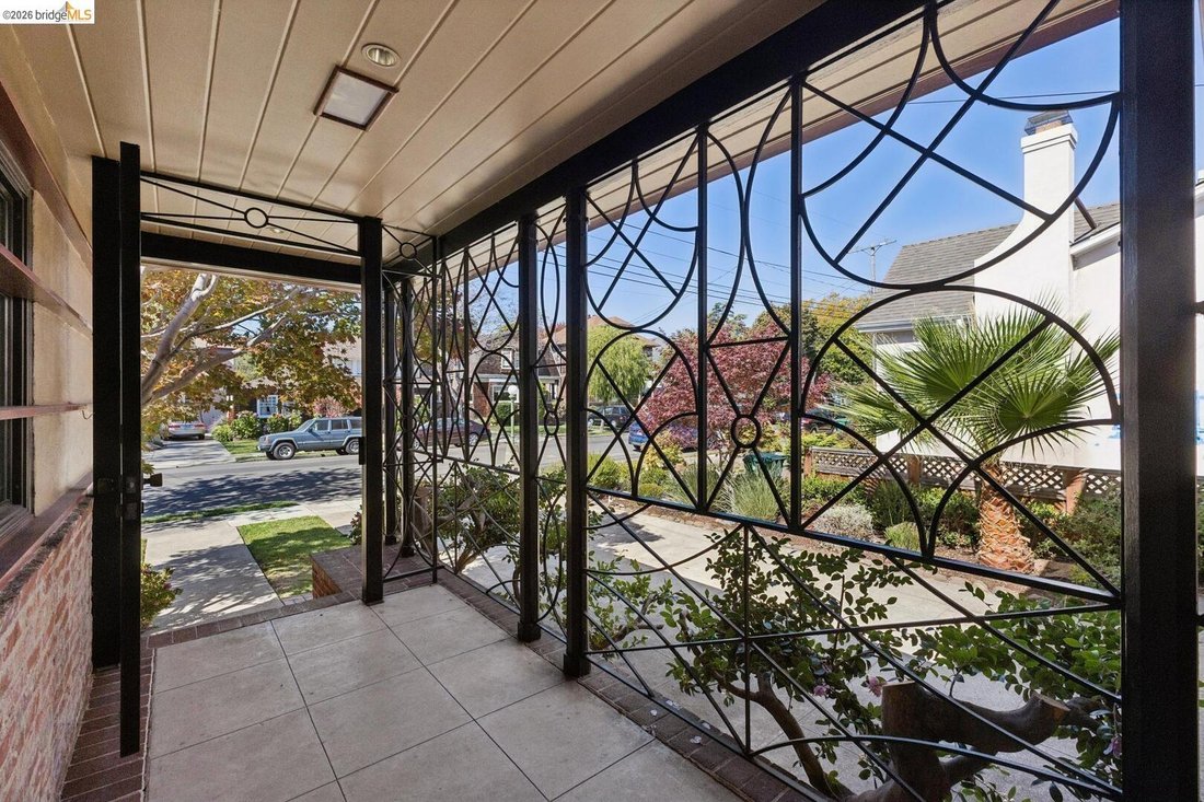 House in Alameda, California, United States 3 - 19020847