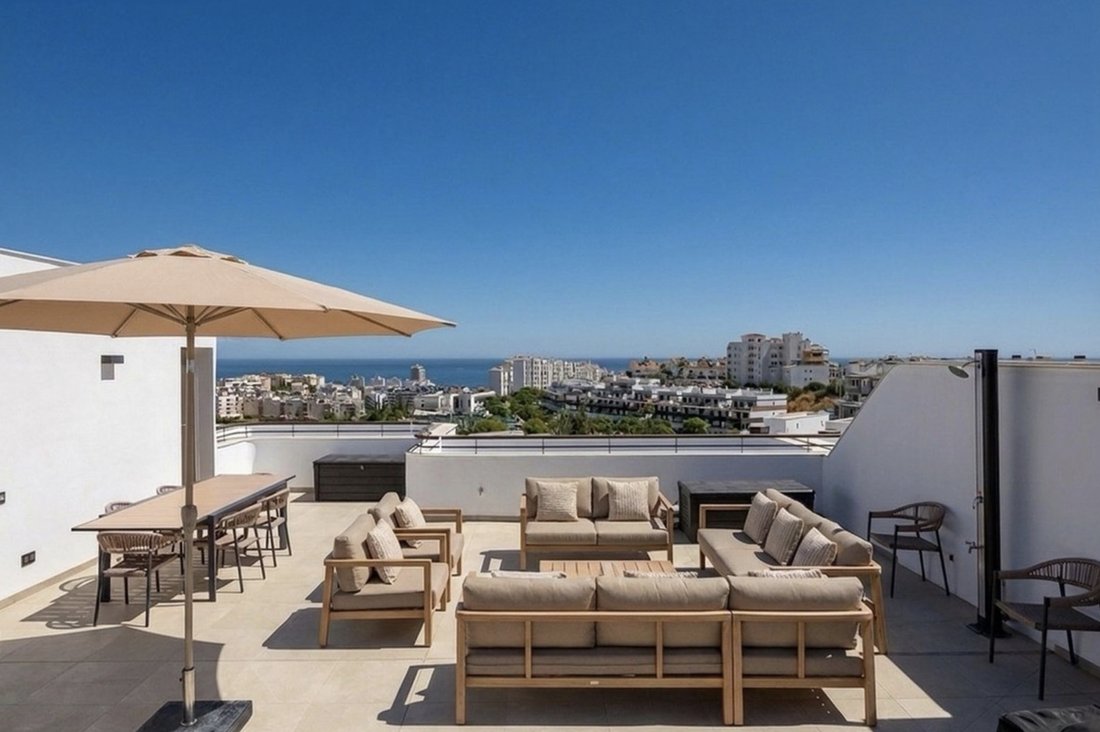 Penthouse in Estepona, Andalusia, Spain 1 - 19028011