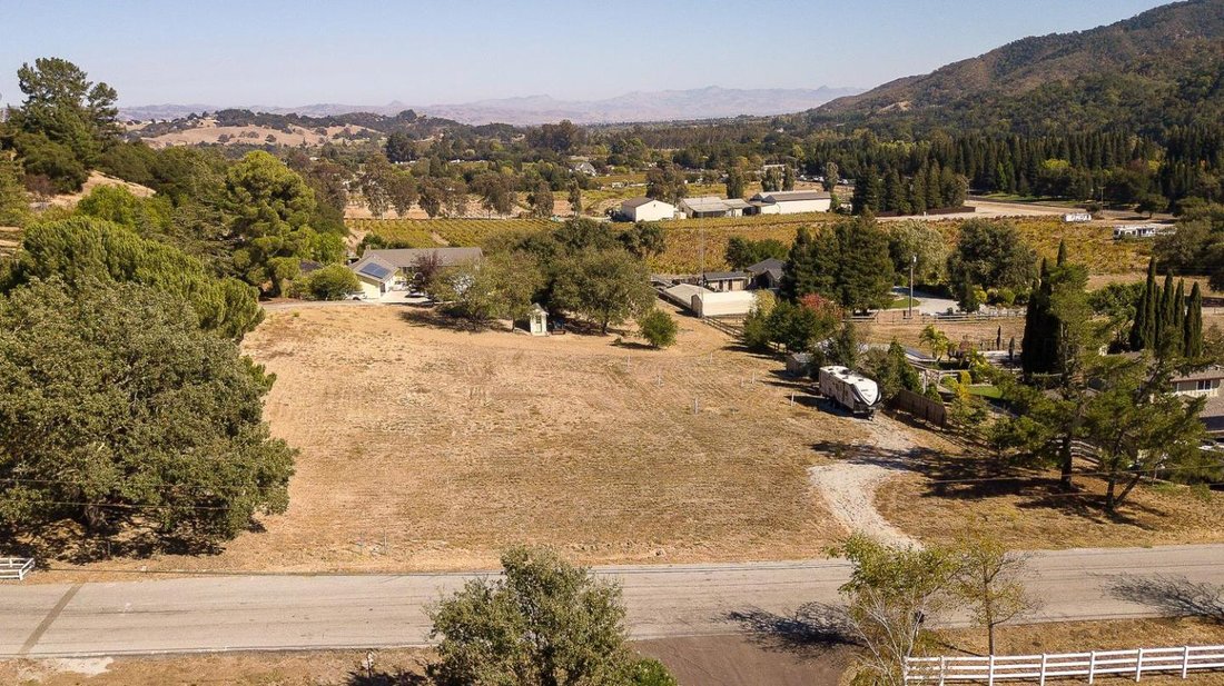 Land in Gilroy, California, United States 1 - 19033023