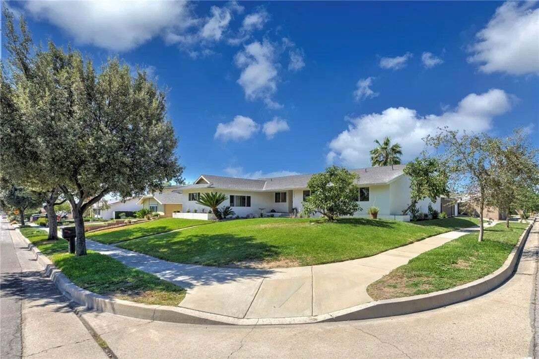 House in Claremont, California, United States 3 - 19024459