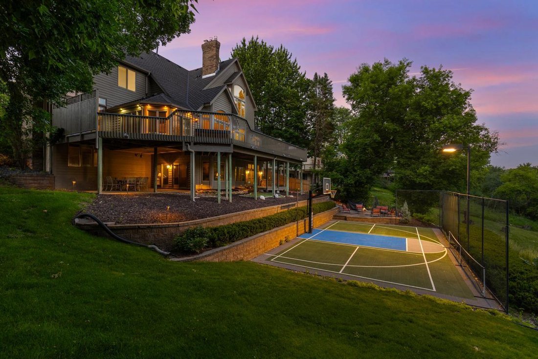 Casa a Eden Prairie, Minnesota, Stati Uniti 4 - 19029054