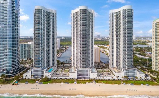 Condo in Golden Beach, Florida, United States 1