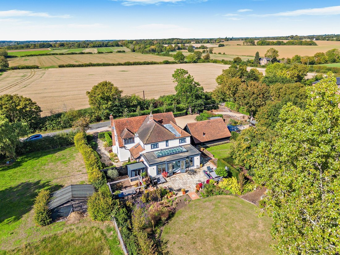 House in Chelmsford, England 2 - 19023441