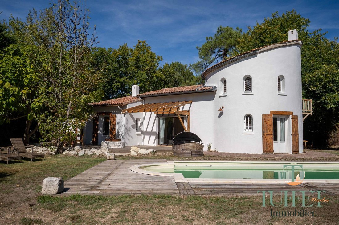 Villa in La Tremblade, Nouvelle-Aquitaine, France 2 - 16059630