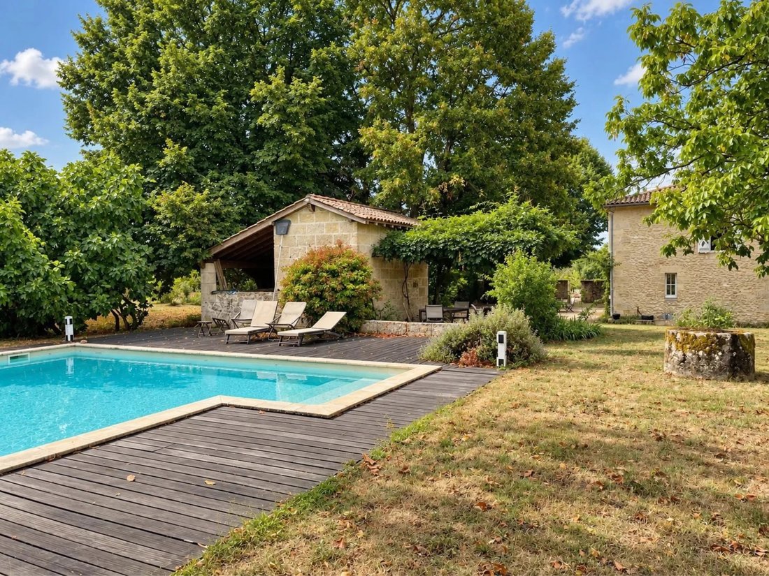 House in Branne, Nouvelle-Aquitaine, France 2 - 19023378