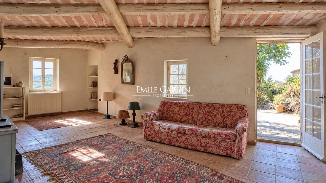 Villa in Ménerbes, Provence-Alpes-Côte d'Azur, France 3 - 19022020