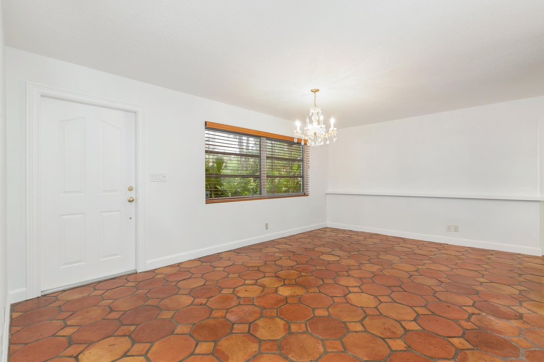 House in West Palm Beach, Florida, United States 3 - 19025405