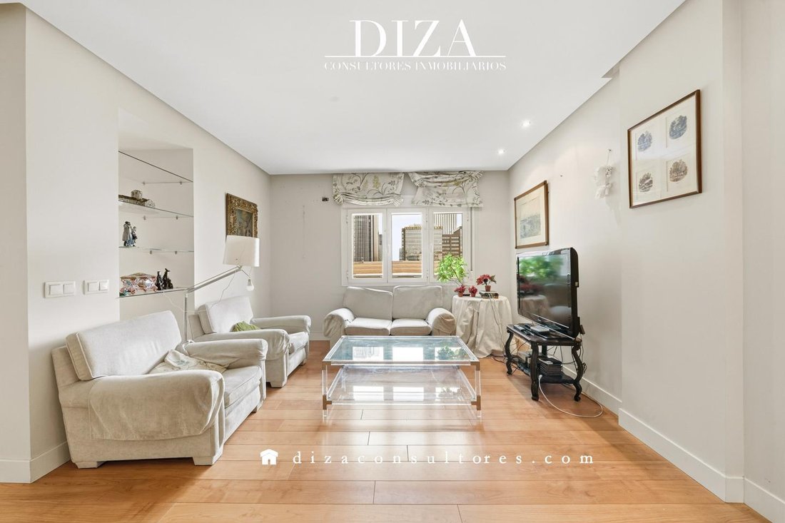 Apartment in Tetuan, Madrid, Spain 2 - 19021240