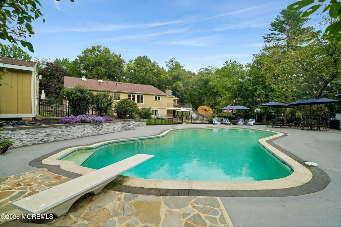 House in Lincroft, New Jersey, United States 4 - 19032425
