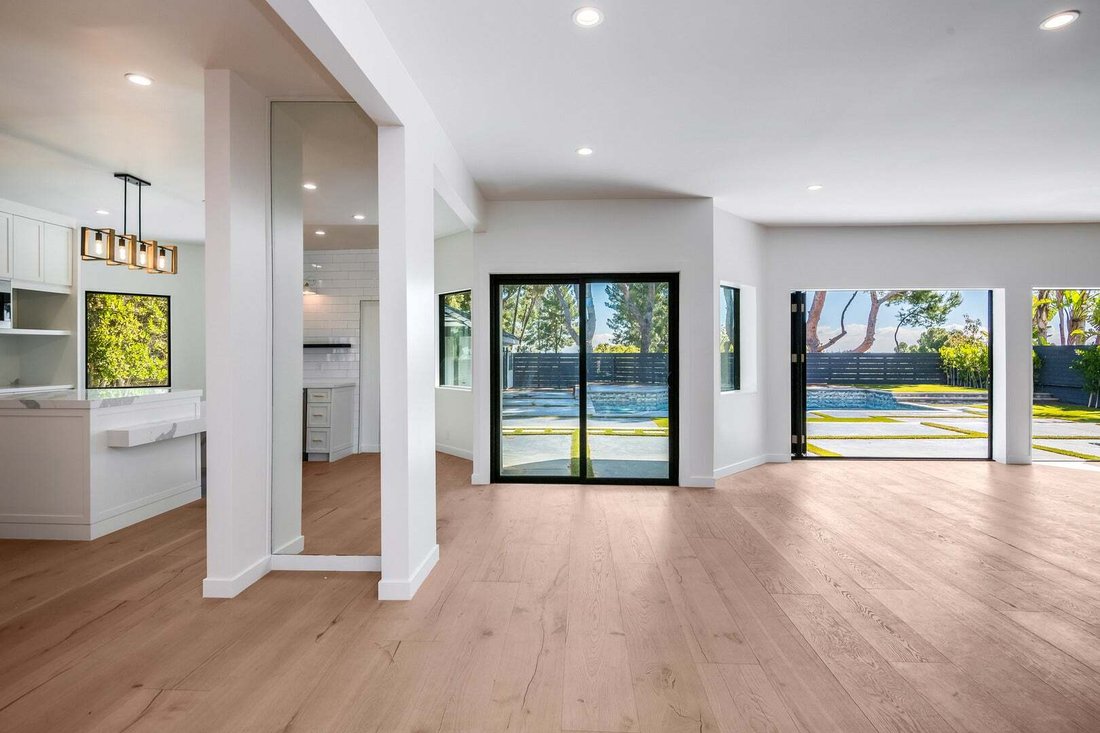 House in Los Angeles, California, United States 4 - 19024065
