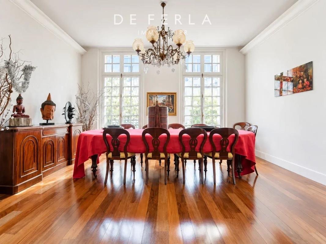 Apartment in Porte Dauphine, Paris 16e Arrondissement, Paris 5 - 19032843
