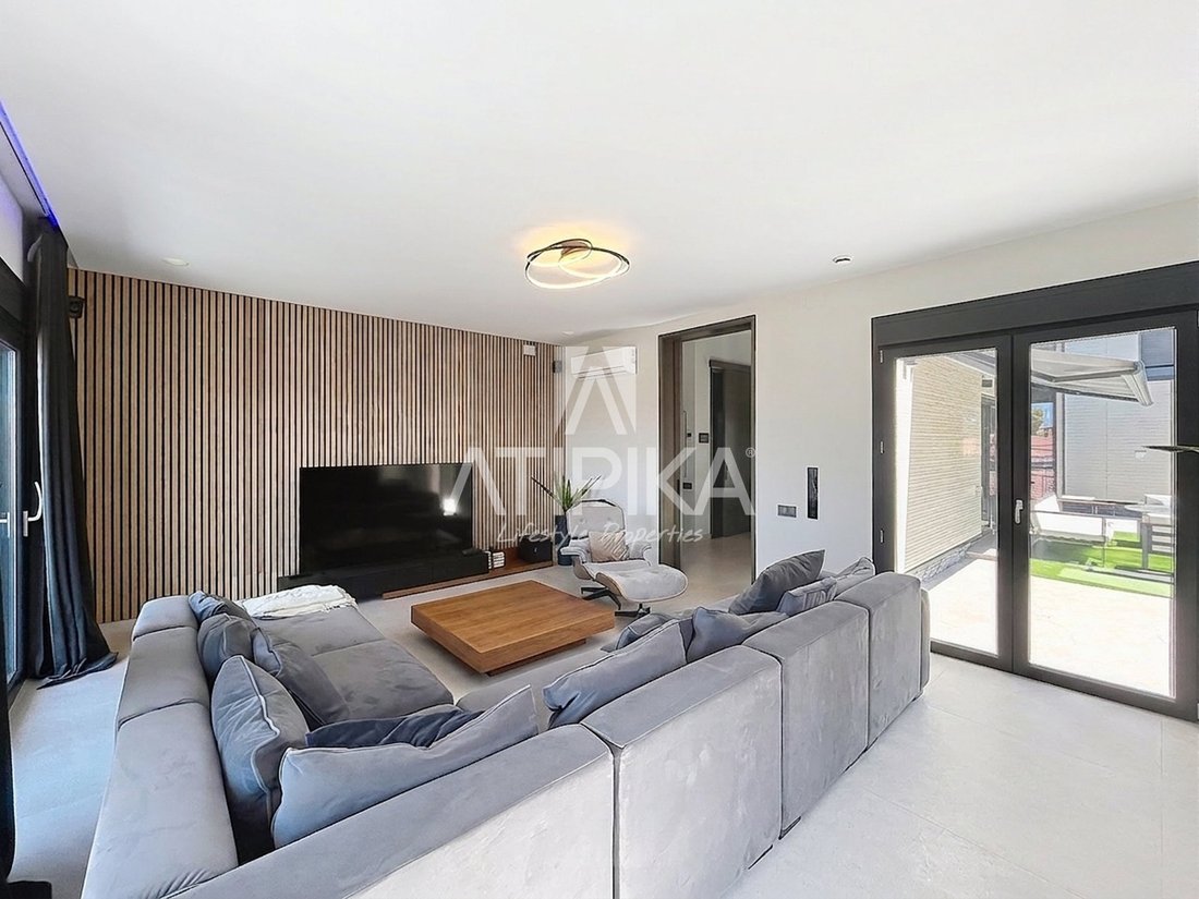 Villa in Castelldefels, Katalonien, Spanien 4 - 19024783