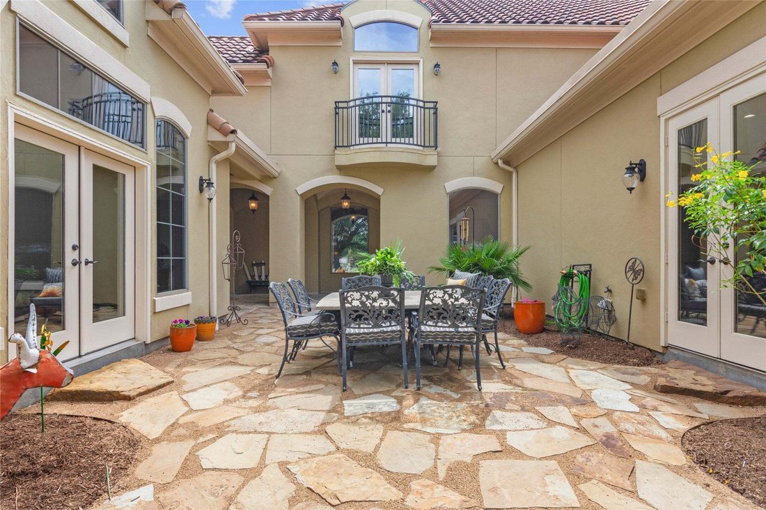 House in Houston, Texas, United States 5 - 19022118
