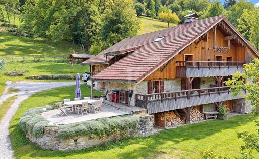 Farm Ranch in Nord, Thones, France 1