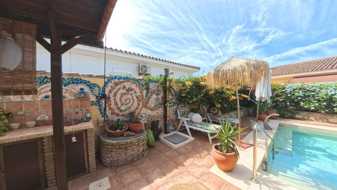 Villa in Chiclana de la Frontera, Andalusien, Spanien 4 - 19027516