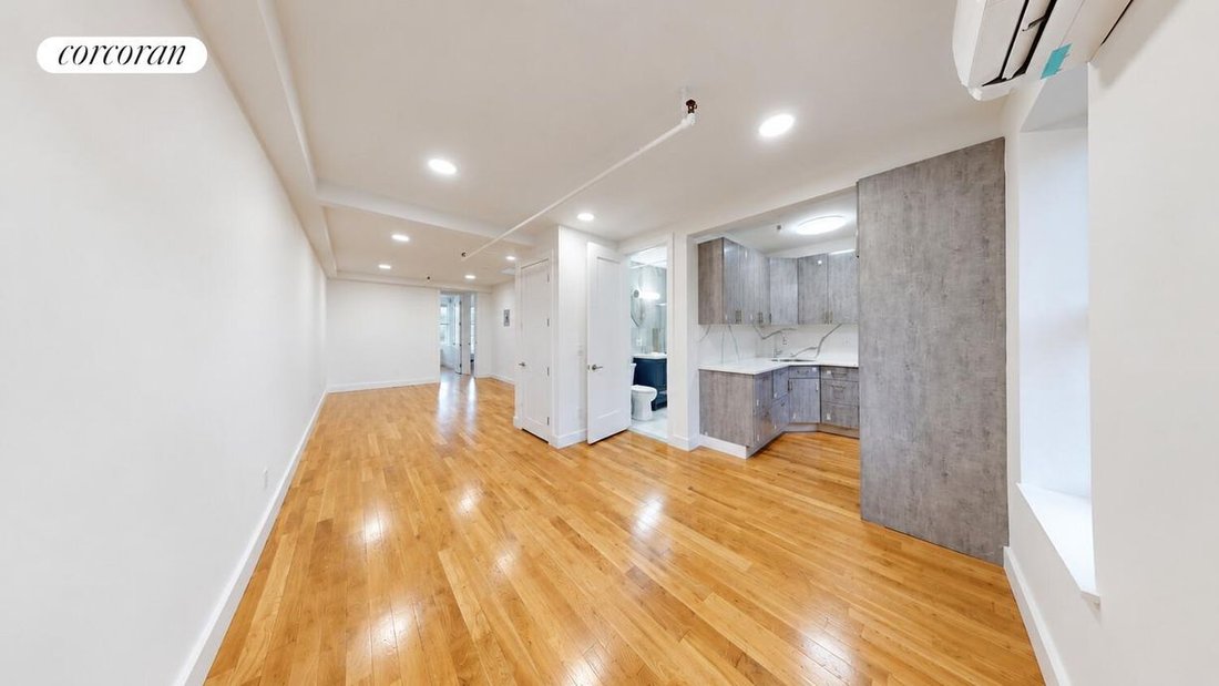 House in New York, New York, United States 3 - 19033927