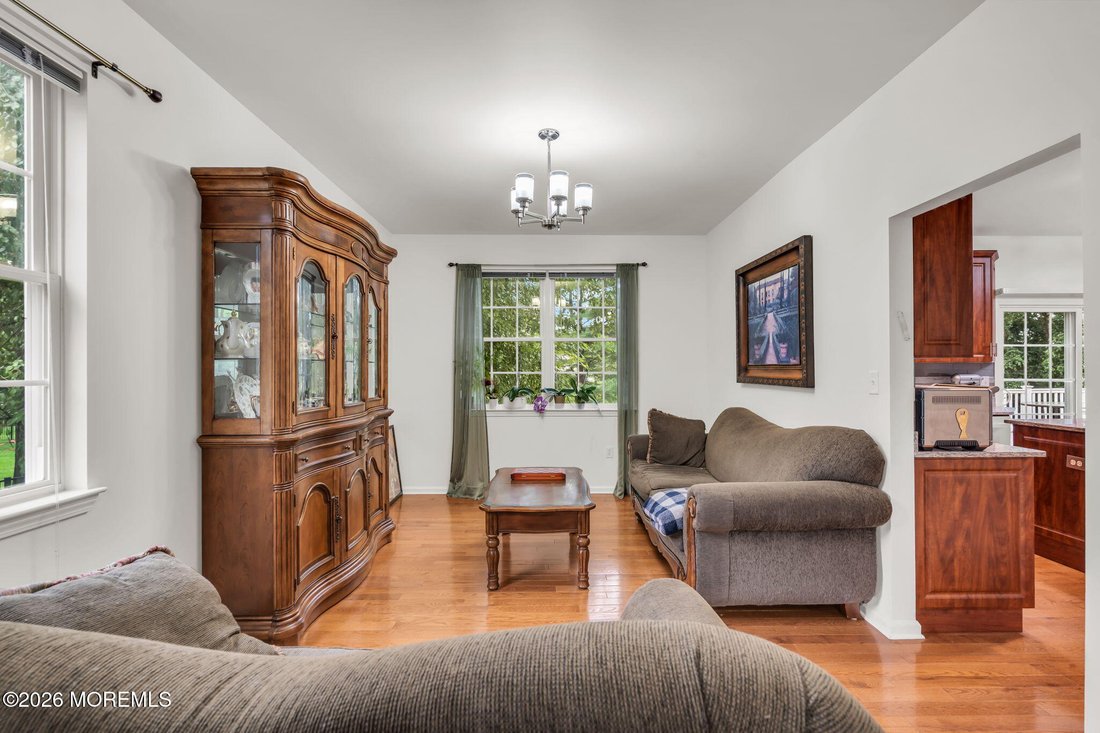 House in Freehold Township, New Jersey, United States 5 - 19032426