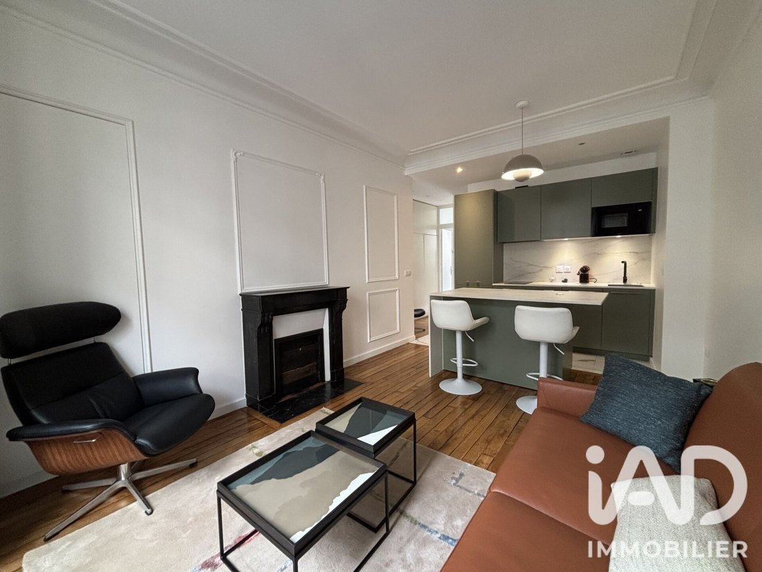 Apartment in Saint Lambert, Paris 15e Arrondissement, Paris 2 - 19028787