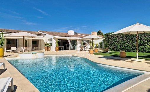 House in Route de Grasse, Villeneuve-Loubet, France 1