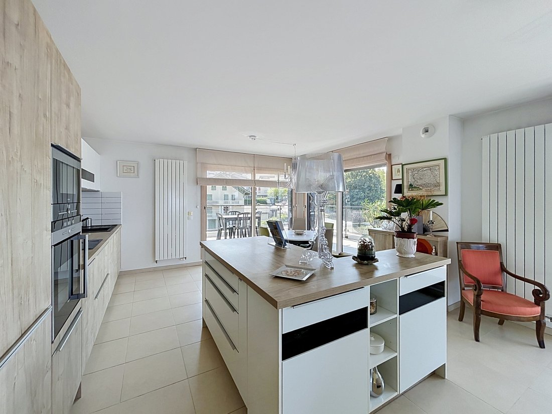 Apartment in Bord du Lac, Evian-les-Bains, France 4 - 19028139