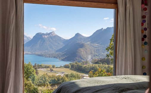 Estate in Talloires, Talloires-Montmin, France 1